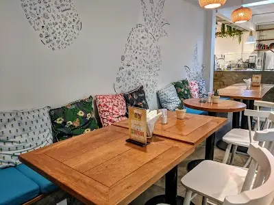 Review Chi Tiết Poke Saigon Ly Tu Trong: Ăn Healthy Đúng Chuẩn Quận 1?
