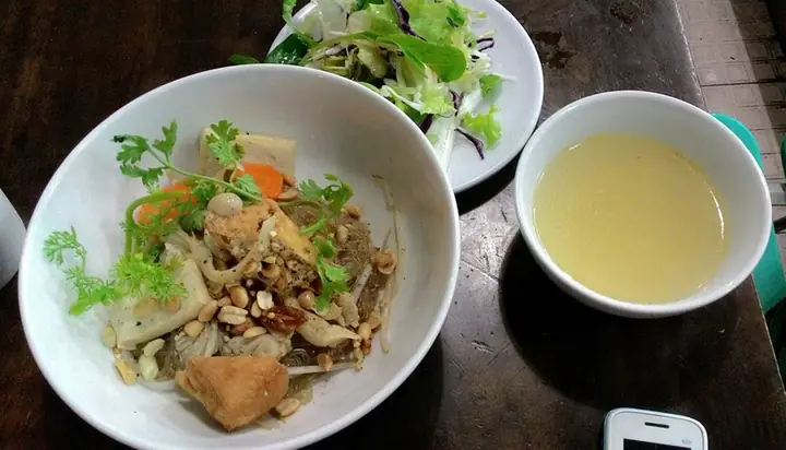 Review Quán Chay Lá Bồ Đề: Đánh Giá Chi Tiết Món Chay Ngon, Giá Tốt Tại Phú Nhuận