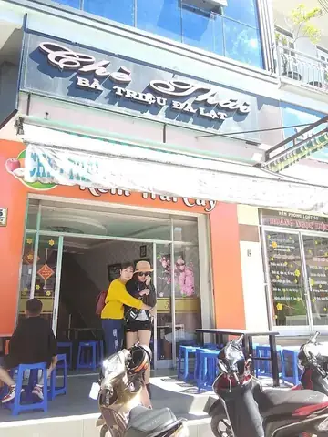 Quán Chè Thái Bà Triệu