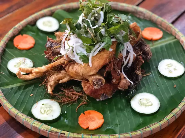 Quán Gà Tre Quế Sơn