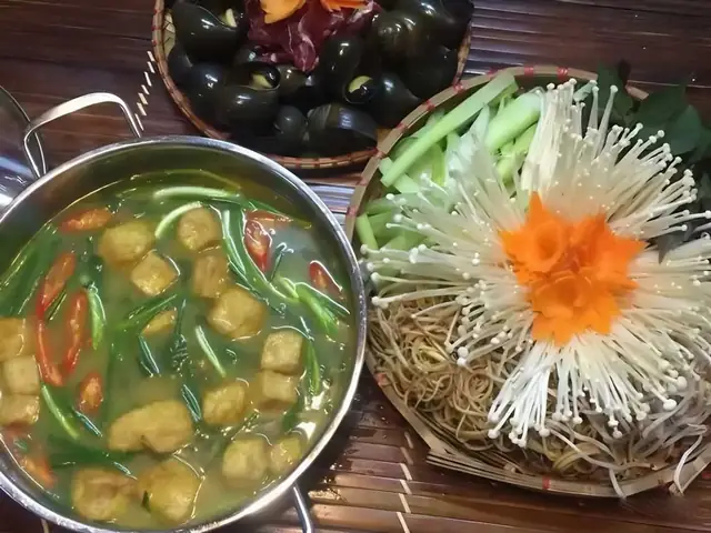 Quán Kệ Lẩu Cua Đồng