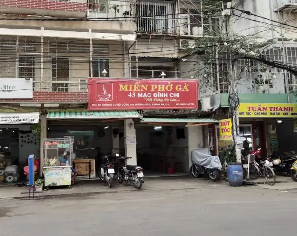 Review Chi Tiết Quán Miến Phở Gà 43 Mạc Đĩnh Chi: Địa Chỉ, Giá Cả Và Trải Nghiệm Thực Tế