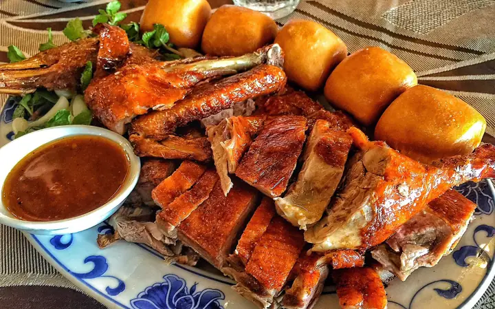 Đông Phương Quán Đà Nẵng: Đánh Giá Chi Tiết Quán Nhậu Nguyễn Tất Thành