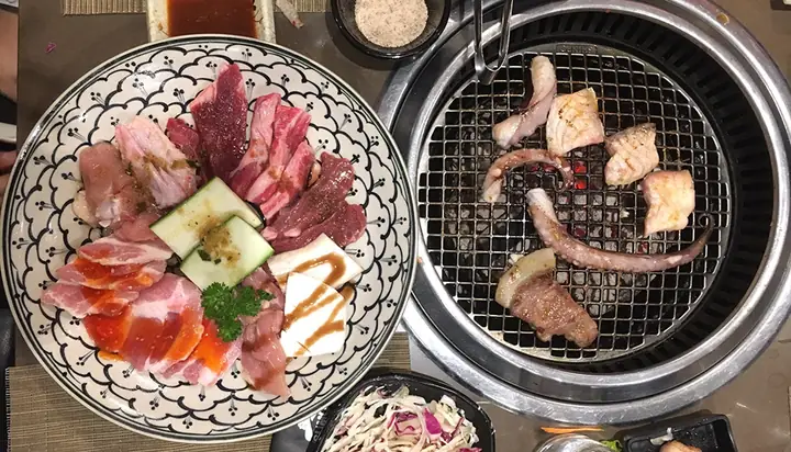 Review Sumo Bbq Phan Xích Long: Trải Nghiệm Buffet Nướng & Lẩu Đẳng Cấp Nhật Bản