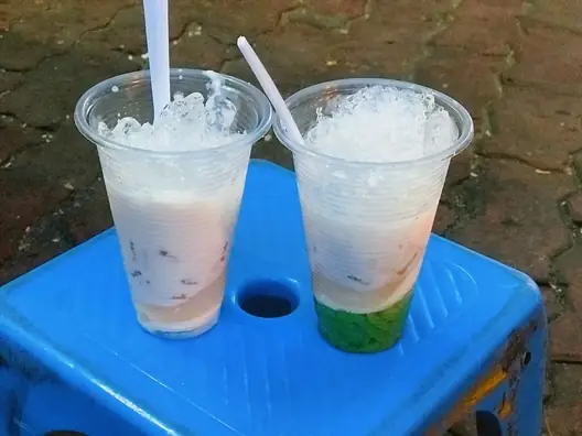 Tàu Hủ Đá Trương Định