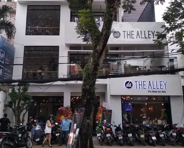 The Alley Lê Đại Hành