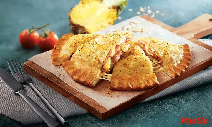 Review Chi Tiết The Pizza Company Cầu Giấy: Pizza Ý Chất Lượng Hay Chỉ Điểm Hẹn?