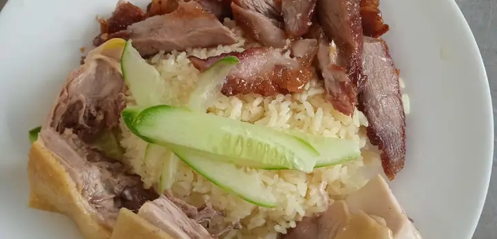 Tiệm Cơm Gà Dân Ký