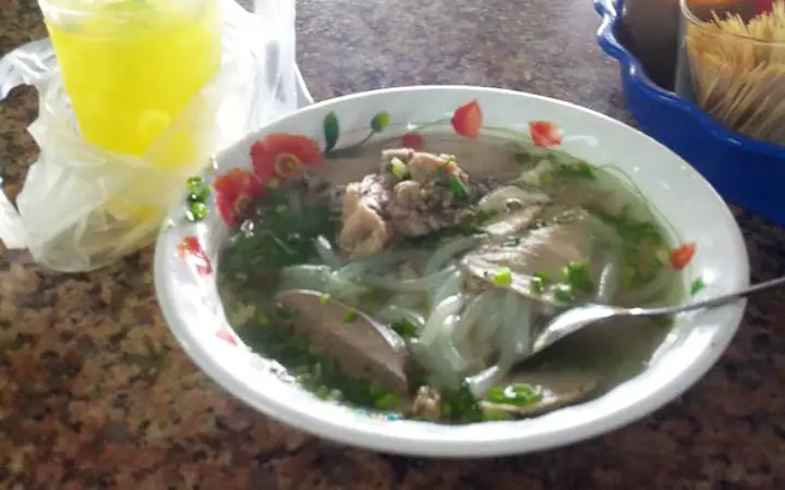 Trạm Dừng Chân Út Thẳng: Điểm Dừng Chân Lý Tưởng Cho Hội Ăn Gia Đình Ở Đồng Tháp