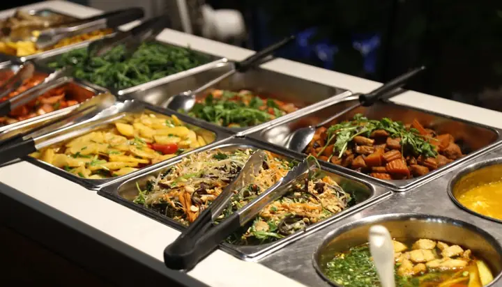 Veggie Castle Yên Ninh: Đánh Giá Chi Tiết Buffet Chay Giá Tốt