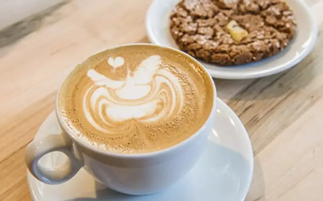 Review July Coffee 144 Ông Ích Khiêm: Quán Cà Phê Xanh Mát Ở Quận Thanh Khê