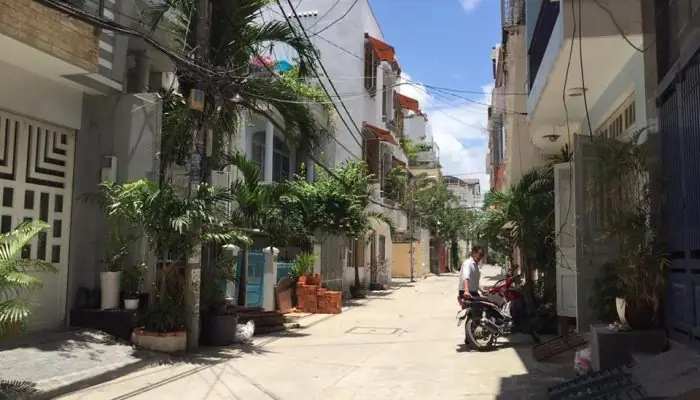 Đánh Giá Khu Vực Ẩm Thực Quanh Đường Bùi Đình Túy, Phường 24, Quận Bình Thạnh