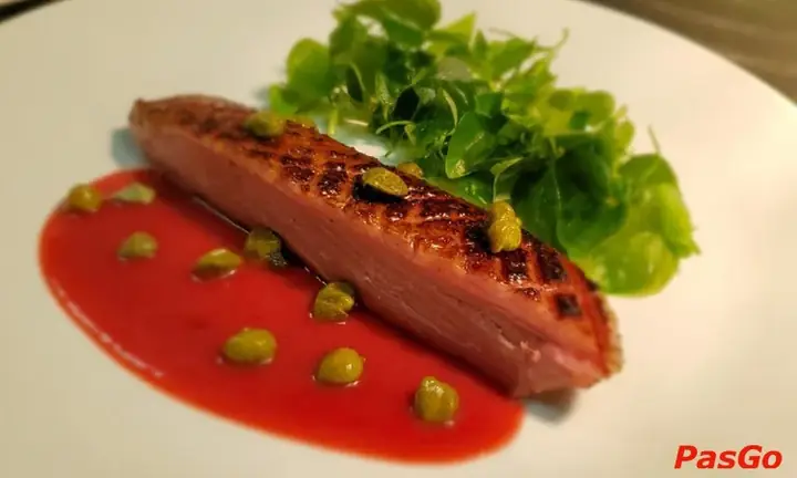 Đánh Giá Chi Tiết 48 Bistro Lê Thị Riêng: Ẩm Thực Âu Phong Cách Indochine Trái Tim Quận 1
