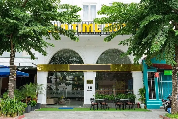 Review Gold Time Hotel Đà Nẵng: Khách Sạn 3 Sao Gần Biển Với Dịch Vụ Thân Thiện