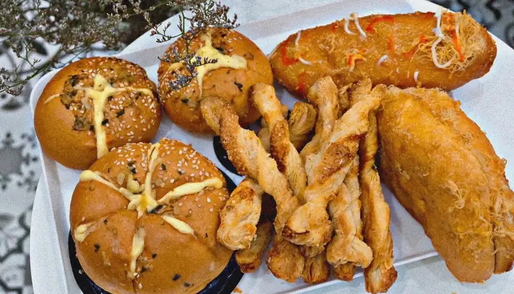 Review Ba Hưng Bakery Lê Duẩn Đà Nẵng: Phân Tích Chân Thực Về Chất Lượng & Giá Trị