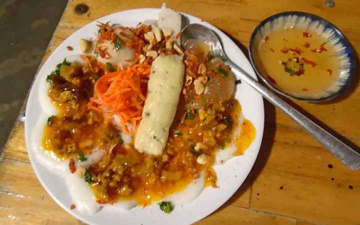 Bánh Bèo: Hương Vị Miền Trung Từ Quán Bà Năm Nữ Đến Công Thức Nấu Ăn