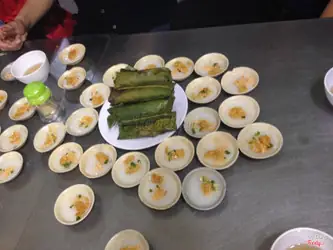 Bánh Bèo Chén Sư Vạn Hạnh