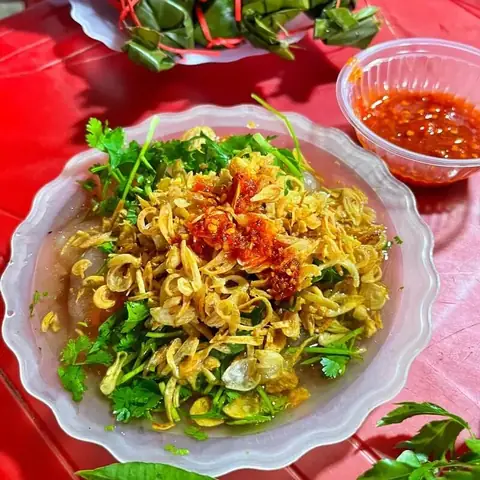 Review Bánh Bèo Chợ Quang Trung: Quán Dì Thái Gắn Liền Ký Ức Người Vinh