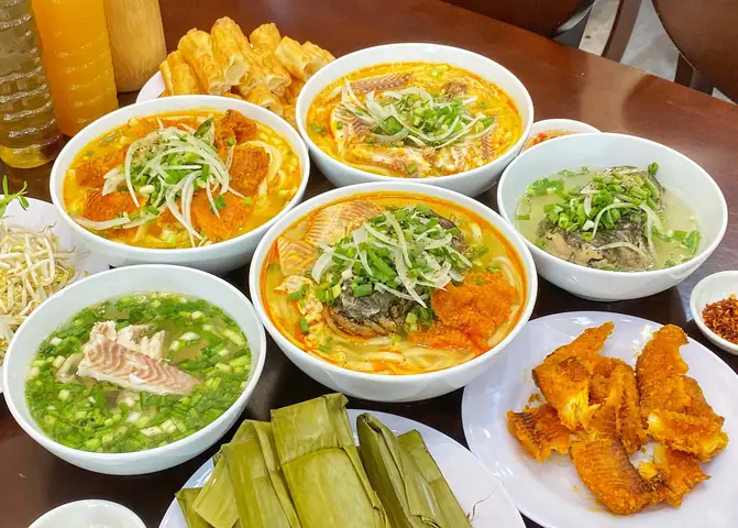 Bánh Canh Chú La Đà Lạt