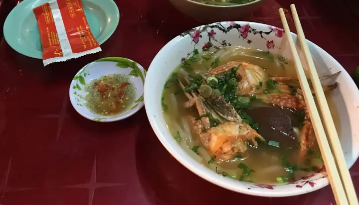Bánh Canh Ghẹ Cà Mau: Hướng Dẫn Toàn Tập Từ Nguồn Gốc Đến Công Thức Chuẩn Vị