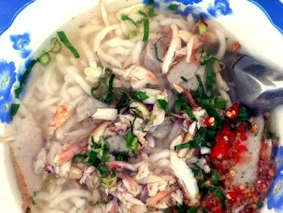 Bánh Canh Chả Ghẹ Hà Tiên: Đặc Sản Vùng Biên Không Thể Bỏ Lỡ