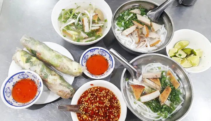 Review Quán Bánh Canh Nhường Ninh Thuận: Trải Nghiệm Thực Tế