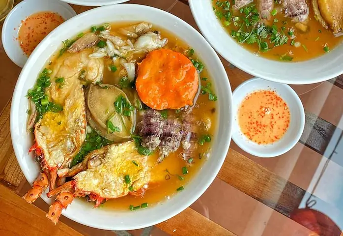 Bánh Canh Tôm Hùm Minh Thư