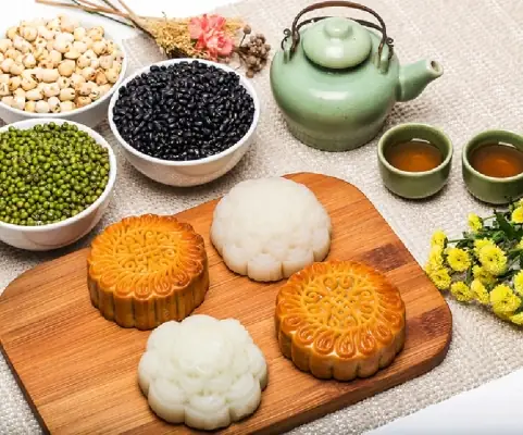 Bánh Trung Thu Hà Nội Cổ Truyền: Hương Vị Quê Hương Trong Từng Chiếc Bánh