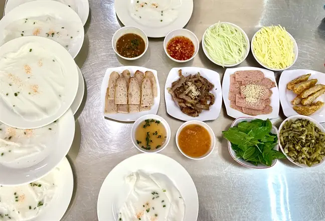 Bánh Cuốn Ban Mê Quận 1