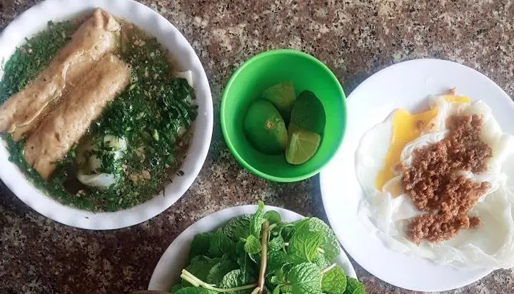 Review Quán Bánh Cuốn Cao Bằng 203 Hoàng Quốc Việt: Đáng Thử Không?