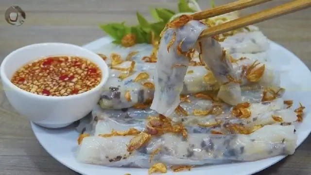 Bánh Cuốn Nóng Quy Nhơn: Đánh Giá Chi Tiết Đặc Sản Miền Trung