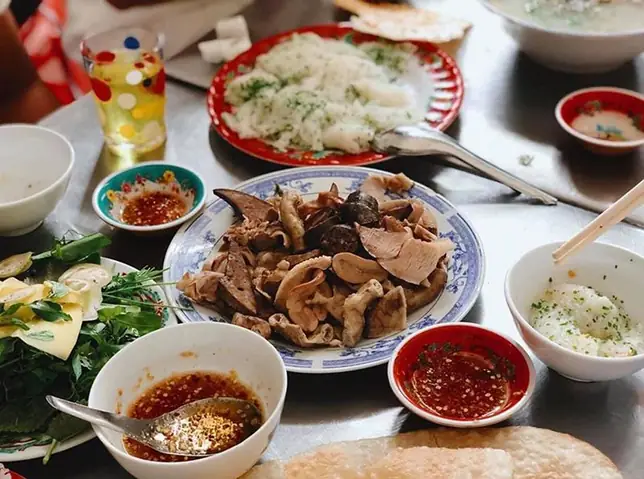 Bánh Hỏi Cháo Lòng Quy Nhơn: Top 13 Quán Ngon Nhất Và Đánh Giá Chi Tiết