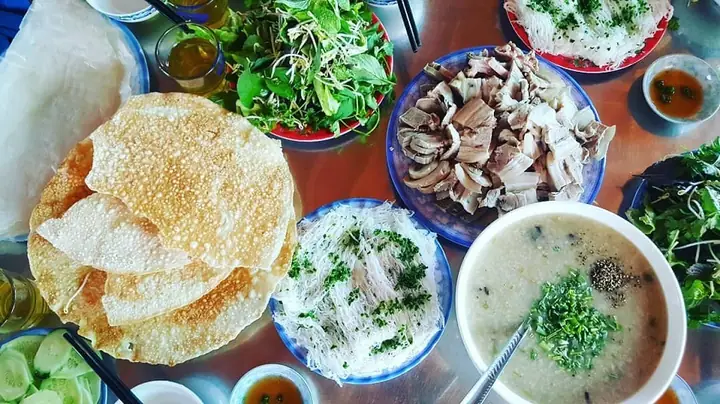 Bánh Hỏi Lòng Heo Phú Yên