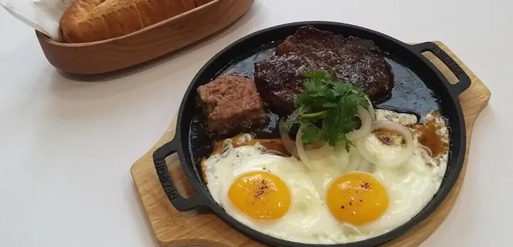 Bánh Mì Chảo Hạnh Thông Tây