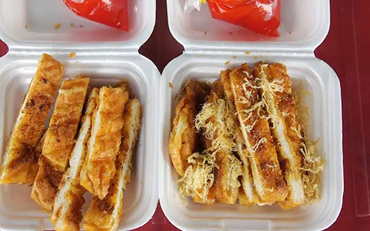 Bánh Mì Nướng Muối Ớt Đà Nẵng: Bí Quyết Từ Quán Ăn Vỉa Hè Đến Bếp Nhà
