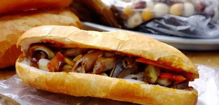 Bánh Mì Phá Lấu Nguyễn Văn Đậu