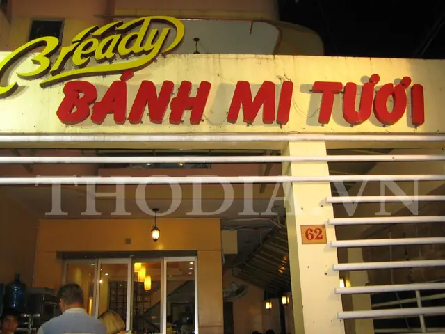 Bánh Mì Tươi Mạc Đỉnh Chi