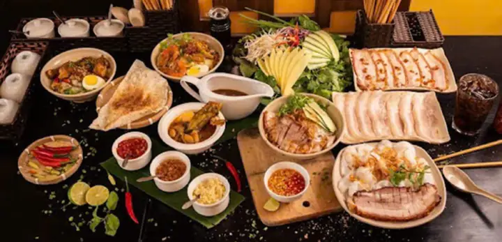 Bánh Tráng Thịt Heo Quê Xưa