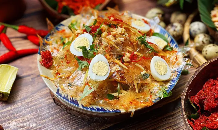 Bánh Tráng Trộn Dĩ An: Công Thức Chuẩn Vị Và Top Quán Ngon Nhất