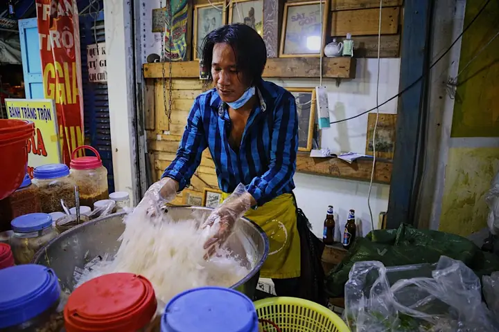 Bánh Tráng Trộn Nghệ Sĩ Gia Thịnh