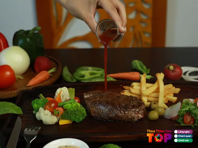 Bò Bít Tết Phố Huế