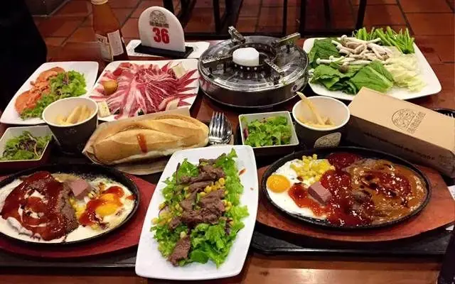 Bò Sinh Đôi: Trải Nghiệm Steak Và Lẩu Bò Mỹ Đáng Nhớ