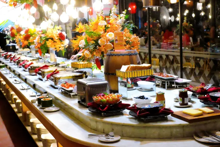 Buffet Nhà Hàng Bến Xưa