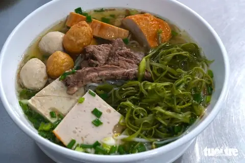 Bún Bò Cư Xá Bắc Hải