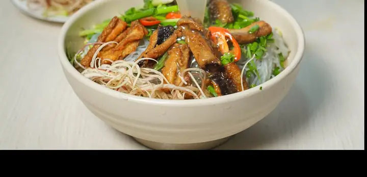 Bún Cá Rô Đồng Phong Lan