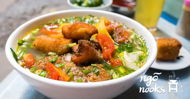 Bún Cá Sâm Cây Si: Món Ăn Đường Phố Đặc Sắc Giữa Lòng Hà Nội