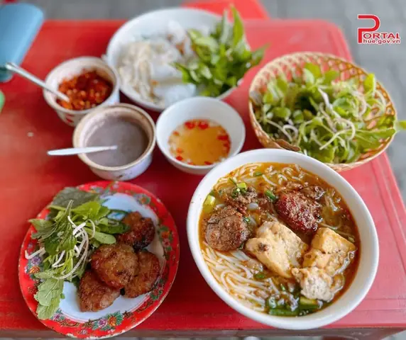 Bún Chả Hà Nội Ở Huế