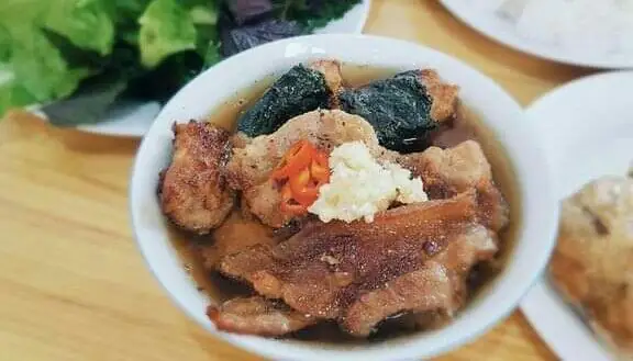 Review Quán Thu Hà: Bún Chả Hàng Mành & Nem Cua Bể Chuẩn Vị Hà Nội