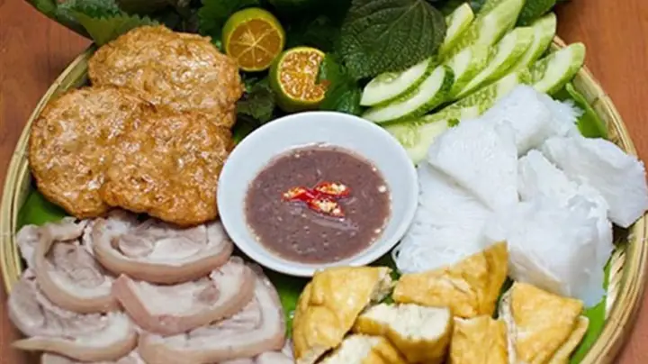 Review Bún Đậu Mắm Tôm Vương Thừa Vũ: Quán Vui Béo Có Đáng Thử?