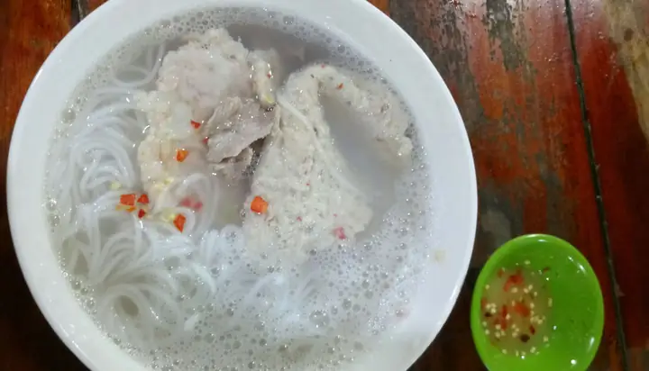 Review Quán Bún Quậy Thanh Hùng 2: Trải Nghiệm Thực Tế Tại Phú Quốc